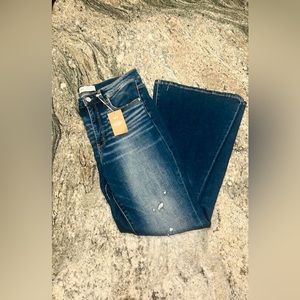 Buckle jeans 32R flare
